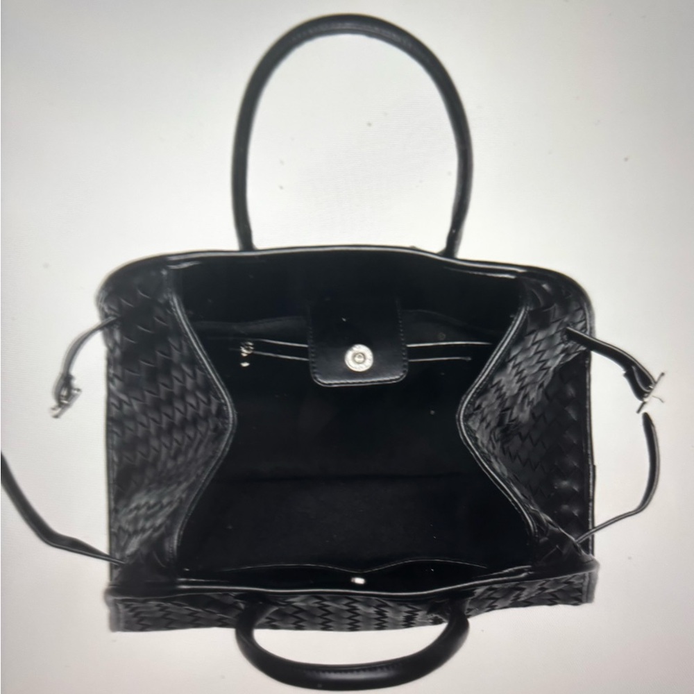 Urban Expressions Rhonda Black Woven Tote Bag - Picture 4 of 10